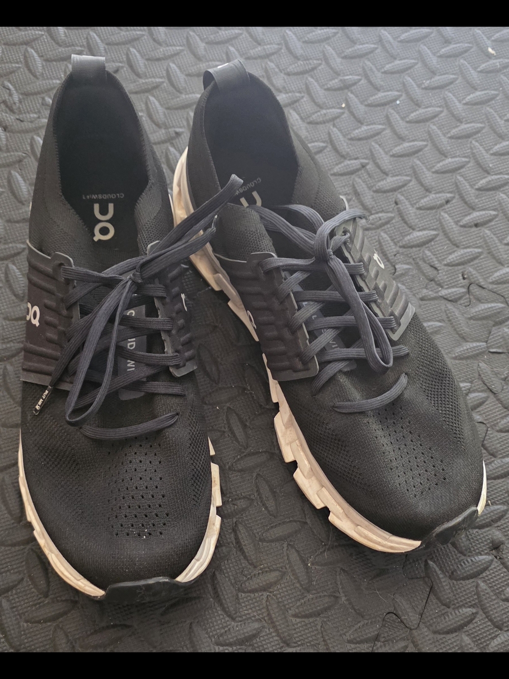 On Cloyd Running Shoes - Cloudswift Men’s Running Shoes - Black